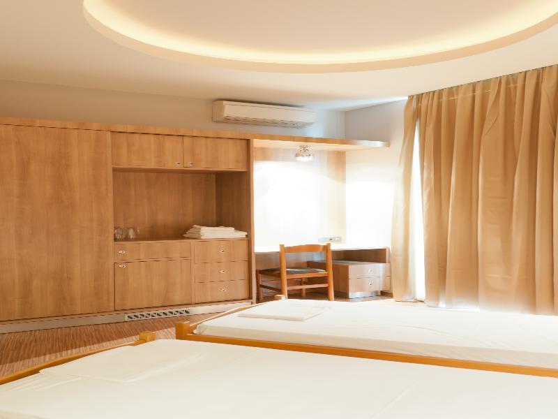 Metropolis Hotel Серес Екстериор снимка