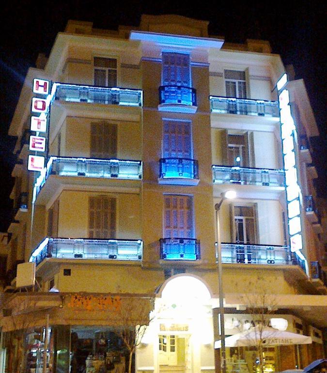 Metropolis Hotel Серес Екстериор снимка