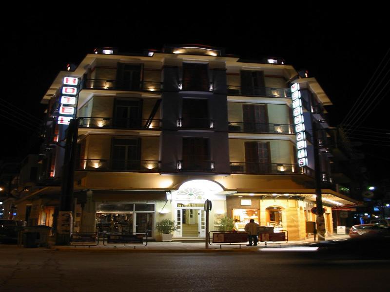 Metropolis Hotel Серес Екстериор снимка